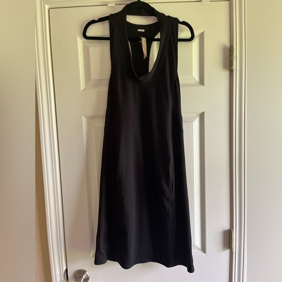 5/$25 Stretchy Classic Modern Black Sleeveless Summer Dress by Bailey 44 - Picture 1 of 9